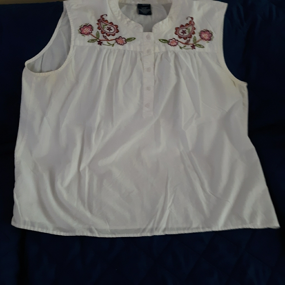 Basic Editions Blouse Size XXL